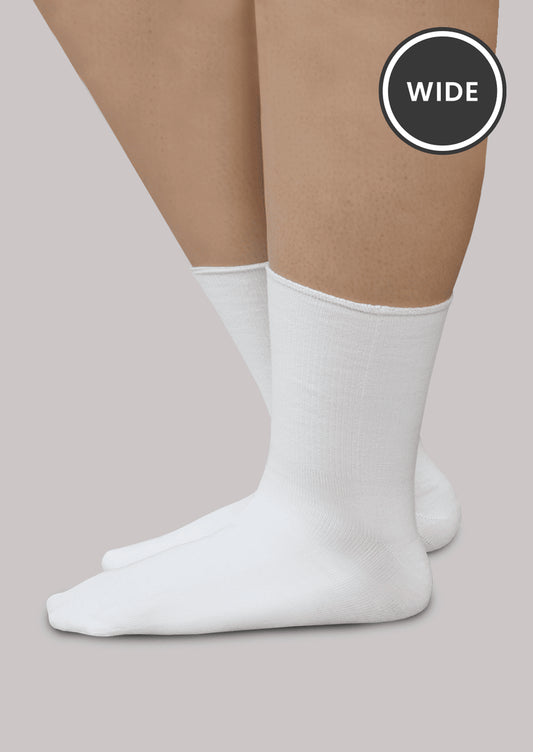Seamless Wide Crew Socks for Adults